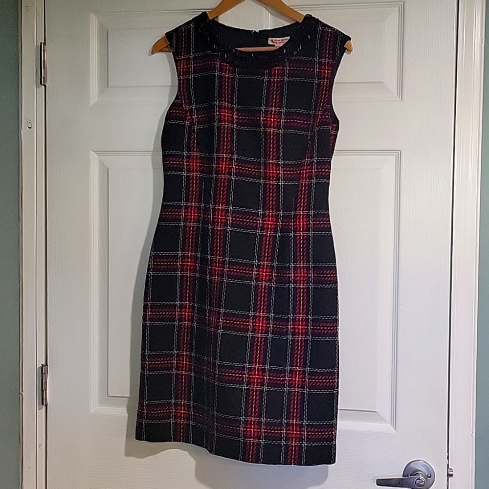 Brooks Brothers size 6 Red and Black Plaid